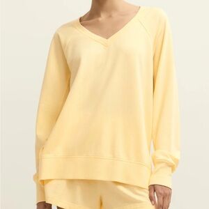 NWT Z Supply Modern V Neck Weekender Mellow Yellow